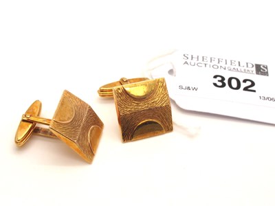 Lot 302 - A Pair of 9ct Gold Cufflinks, each textured...