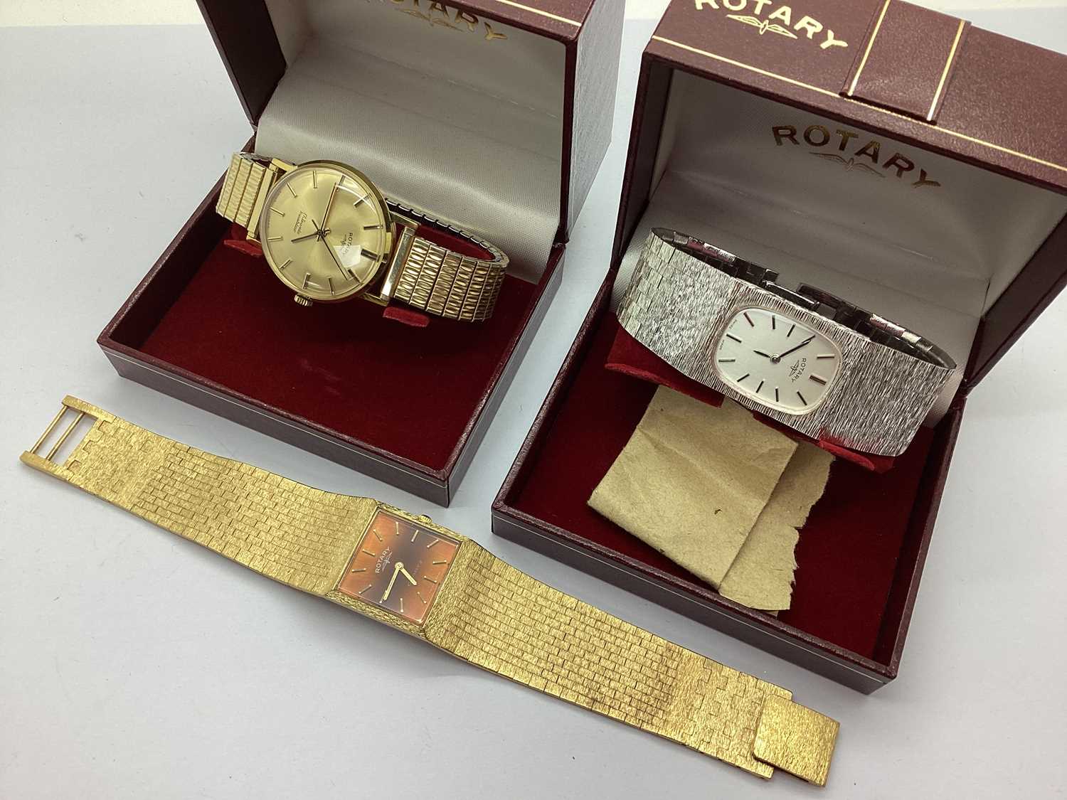 Lot 282 - Rotary; 17 Jewels Incabloc Gilt Coloured...