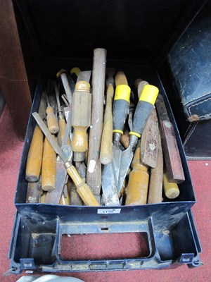 Lot 1138 - Chisels, hammers, level and other tools mainly...