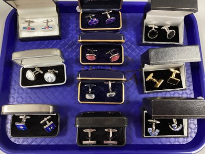 Lot 194 - An Assortment of Gent's Cufflinks, to include...