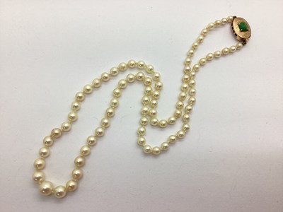 Lot 125 - A Single Strand Graduated Pearl Bead Necklace,...