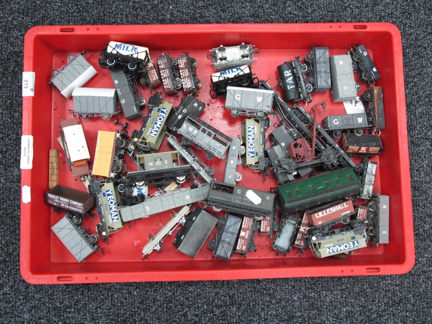 Lot 813 - Approximately Fifty OO Gauge Rolling Stock...