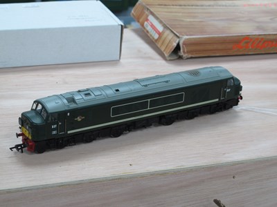 Lot 905 - Bachmann OO Gauge Class 45 Diesel Locomotive...