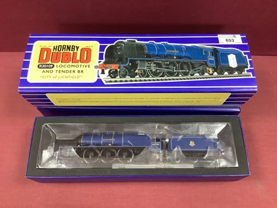 Lot 653 - A Hornby 'OO' (China) Ref No R30109 2 Rail...