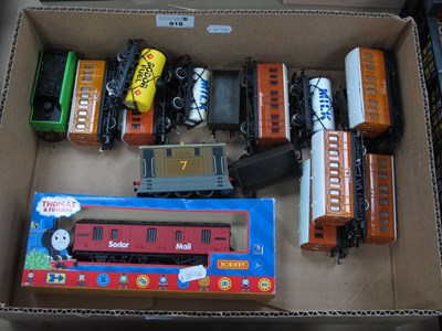 Lot 918 - Sixteen Items of mainly OO Gauge Rolling Stock,...