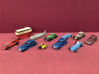 Lot 631 - A Quantity of Mainly Immediate Post War Dinky...