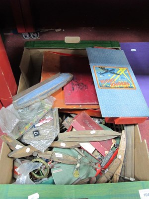 Lot 1040 - Quantity of Mid XX Century Toys and Games,...