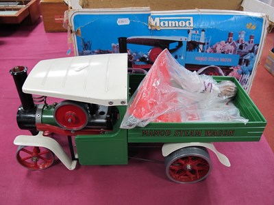 Lot 338 - A Mamod SWI Live Steam Wagon, green, some...