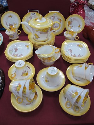 Lot 1226 - Shelley Yellow Phlox Table China, of forty...