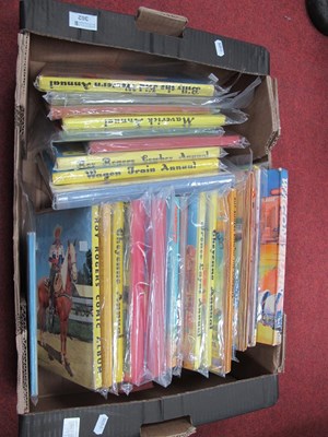 Lot 362 - Twenty Five Vintage Western Annuals/Comics, to...