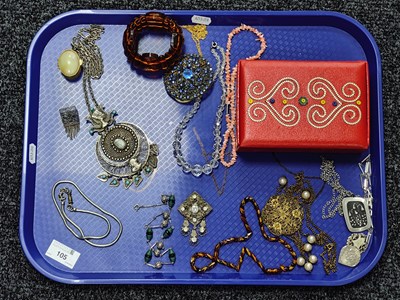 Lot 105 - A Collection of Costume Jewellery, to include...