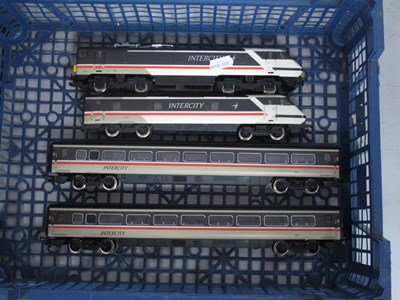 Lot 486 - A Hornby 'OO' Gauge/4mm Unboxed Class 91...