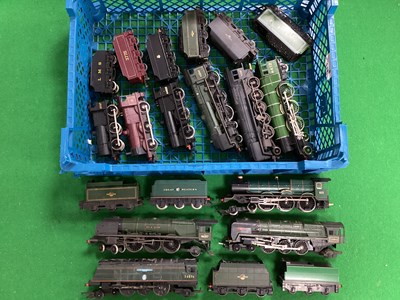 Lot 543 - Ten 'OO' Gauge/4mm Unboxed Steam Tender...