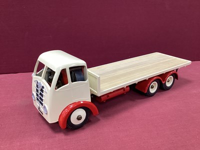 Lot 670 - A 1950's Shackleton Clockwork Foden Flat Bed,...