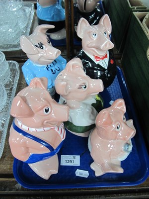 Lot 1291 - A full set of Wade NatWest Piggy Banks (5)