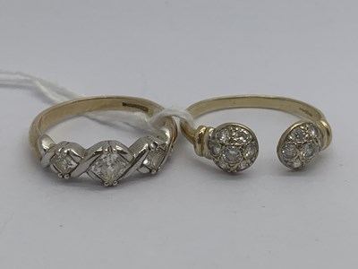 Lot 106 - A 9ct Gold Stone Set Torque Style Ring, with...