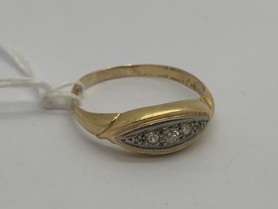 Lot 115 - An 18ct Gold Five Stone Diamond Ring, of boat...