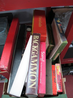 Lot 1079 - Vintage board games to include Monopoly,...