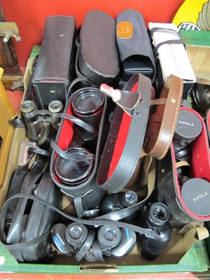 Lot 1011 - A large collection of binoculars to include...