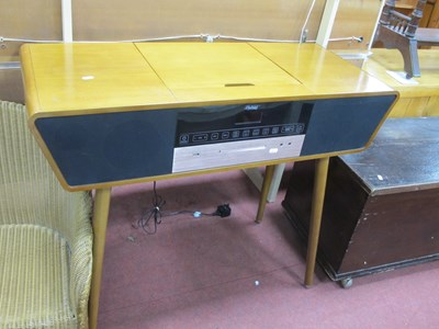 Lot 1586 - A Shuman MC-254DBT nostalgic music centre with...