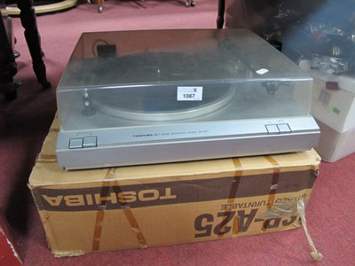 Lot 1087 - Toshiba Record Deck, Model SR-A25 (untested...