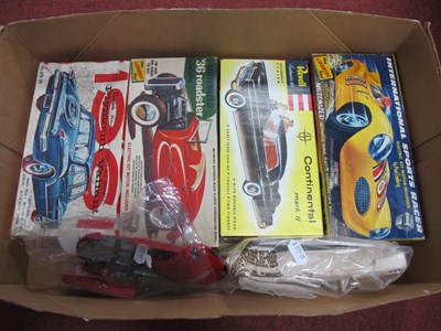 Lot 398 - Five Plastic Model Car Kits by The Lindberg...