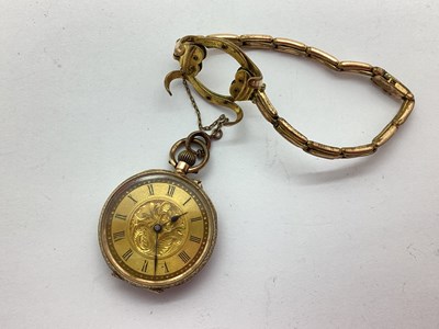 Lot 233 - A 9ct Gold Cased Fob Watch, the foliate...