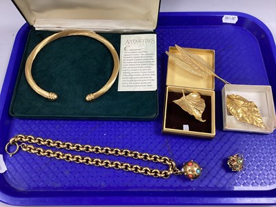 Lot 47 - A Small Collection of Gilt Coloured Jewellery,...