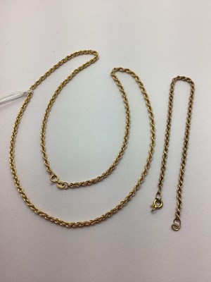 Lot 186 - A 9ct Gold Ropetwist Chain, of uniform design,...