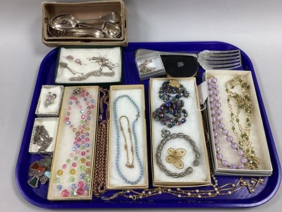 Lot 42 - A Mixed Lot of Assorted Costume Jewellery,...