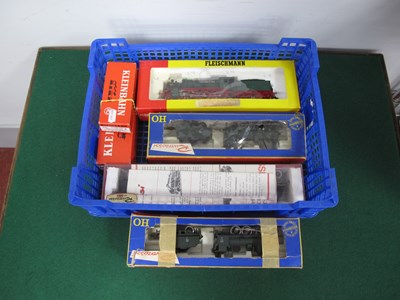 Lot 465 - Five 'HO' Gauge Continental Outline Boxed...