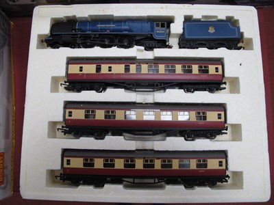 Lot 555 - A Hornby (China) 'OO' Gauge/4mm Ref No R2303M "...