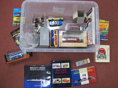 Lot 458 - A small quantity of Diecast Model Vehicles by...