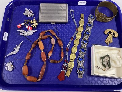 Lot 46 - A Collection of Vintage and Later Jewellery,...