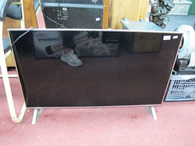 Lot 1192 - Panasonic Flat Screen TV, TX-40DX700B