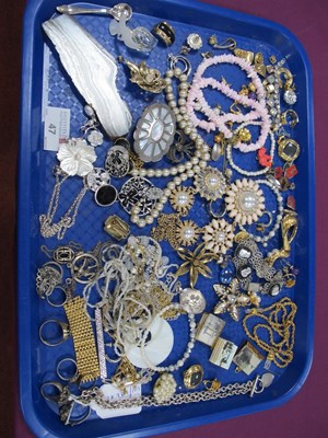 Lot 47 - Assorted Costume Jewellery, including...