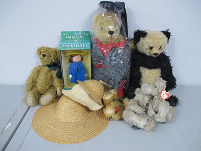 Lot 361 - A Collection of Vintage and Later Soft Toys,...