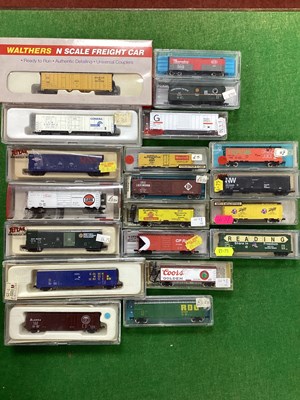 Lot 679 - Twenty N Gauge Outline American Rolling Stock...