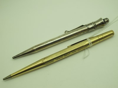 Lot 97 - A Rolled Gold 'Life Long' Pencil, with engine...