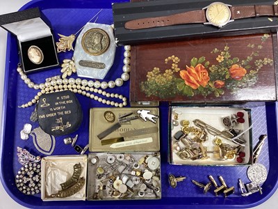 Lot 42 - Assorted Cufflinks, imitation pearls, Lotussin...