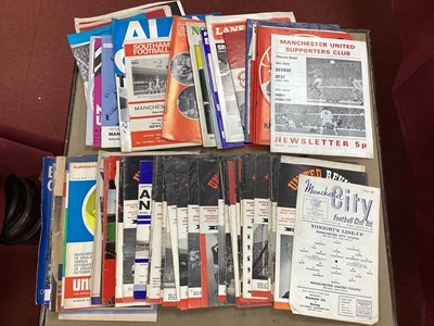 Lot 759 - Manchester United Programmes 62-3 v, Benfica,...