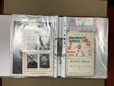 Lot 768 - 1957-8 Manchester United Programmes including...