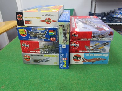 Lot 677 - Eight 1:72nd Scale Plastic Model Military...