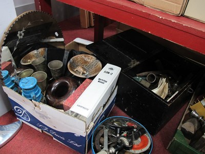 Lot 1086 - Mirror, Doulton scent spray, tools, Chinese...