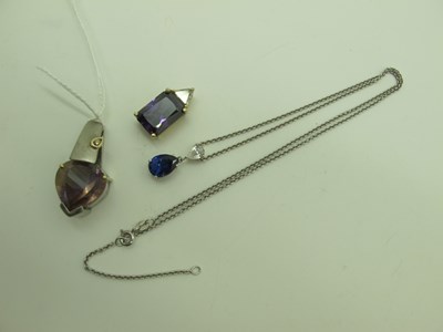 Lot 139 - A Modern 9ct White Gold Teardrop Pendant, on...