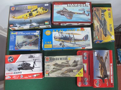 Lot 537 - Eight Plastic Model Military Aircraft &...