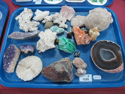 Lot 1229 - Mineral Samples, Geodes, Amethyst, Malachite,...