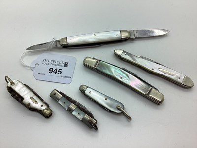 Lot 945 - A Collection of Assorted Folding Pocket Knives,...