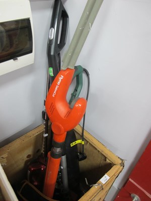 Lot 1141 - Flymo Sabre Hedge Trimmer, Parkside trimmer,...