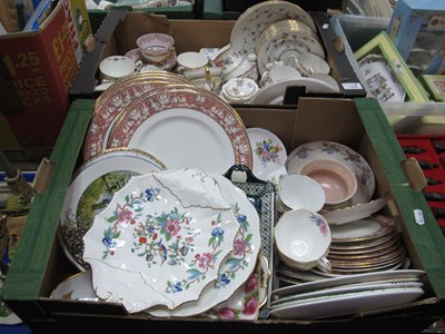 Lot 1120 - A collection of ceramics to include Crown...